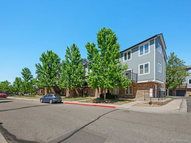 2767 W Riverwalk Circle Q, Littleton, CO 80123