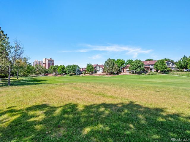 2767 W Riverwalk Circle Q, Littleton, CO 80123