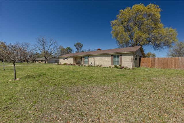 1901 College Street, Sulphur Springs, TX 75482