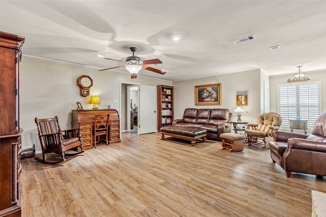 1901 College Street, Sulphur Springs, TX 75482