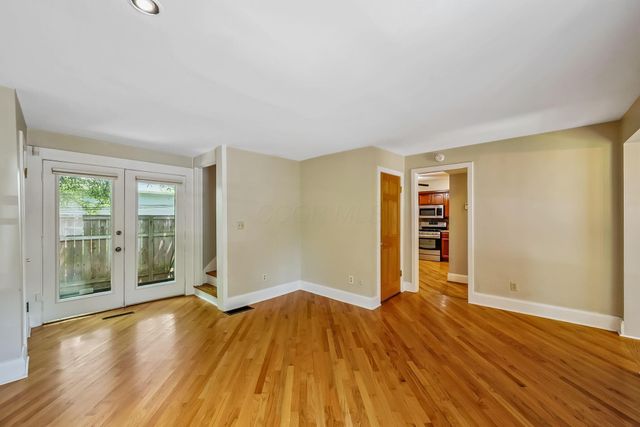 688 S 5th Street, Columbus, OH 43206