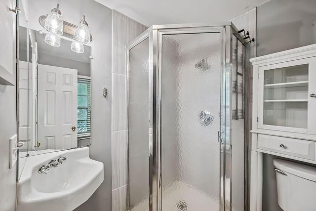 688 S 5th Street, Columbus, OH 43206