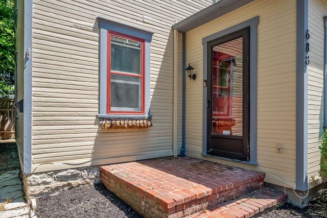 688 S 5th Street, Columbus, OH 43206