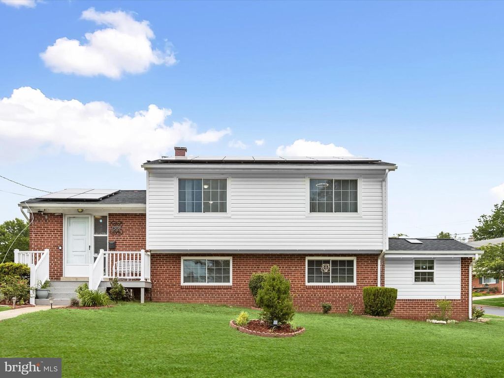 1304 RAY ROAD, Hyattsville, MD 20782