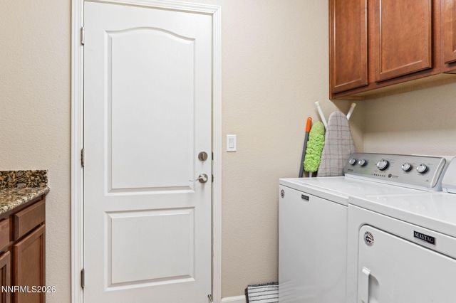 826 Welle Street, Dayton, NV 89403