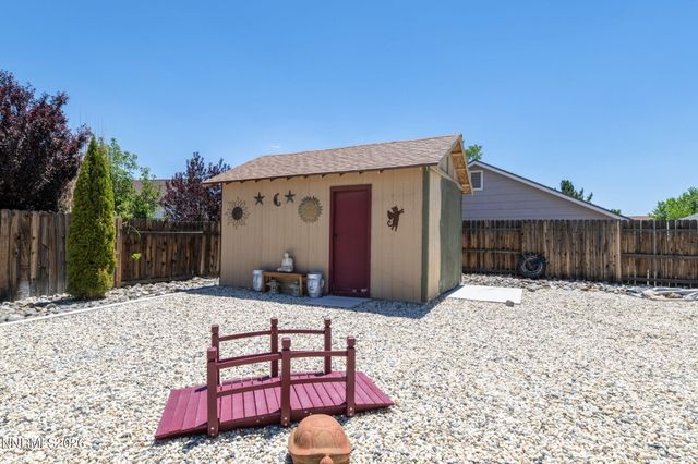 826 Welle Street, Dayton, NV 89403