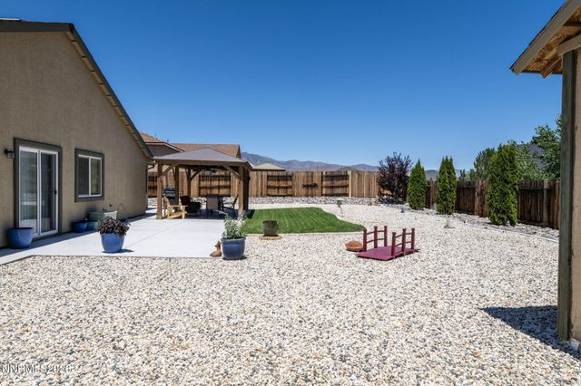 826 Welle Street, Dayton, NV 89403