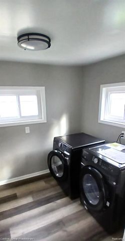 19021 Hazelwood Street, Roseville, MI 48066