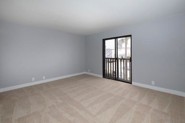 7601 Eads St, La Jolla, CA 92037