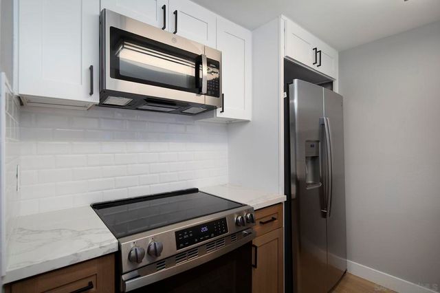 7601 Eads St, La Jolla, CA 92037