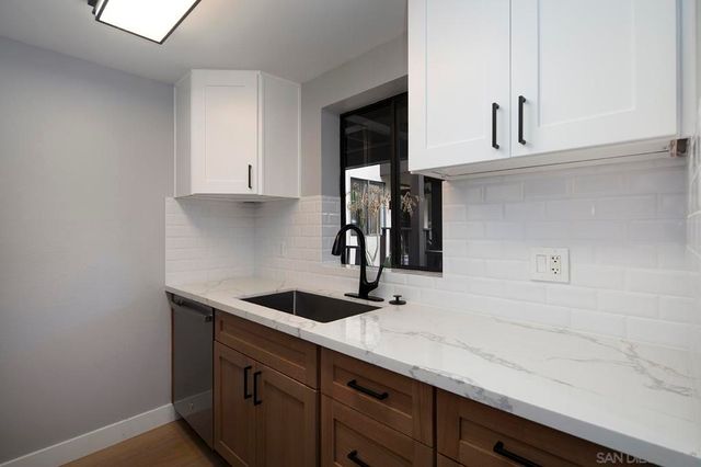 7601 Eads St, La Jolla, CA 92037