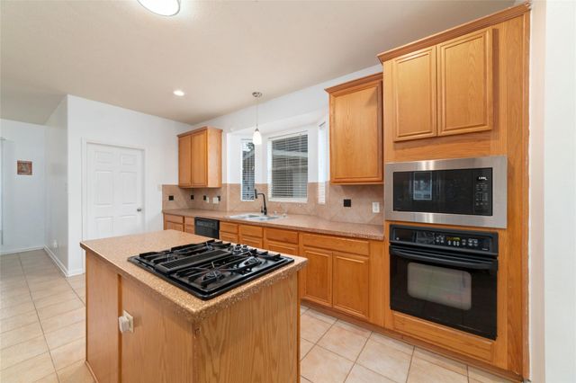 9003 Memorial Hills Drive, Spring, TX 77379