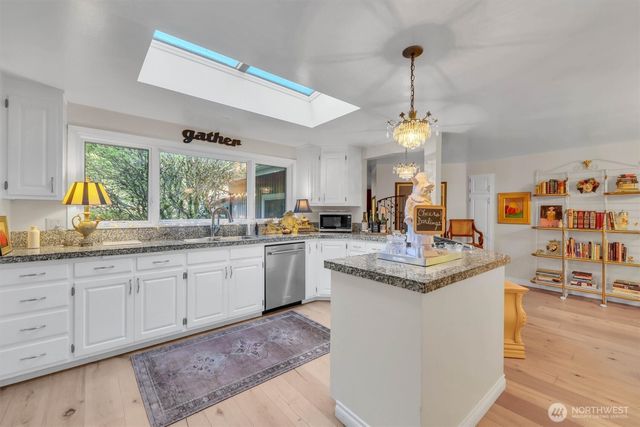 13320 211th Place NE, Woodinville, WA 98077