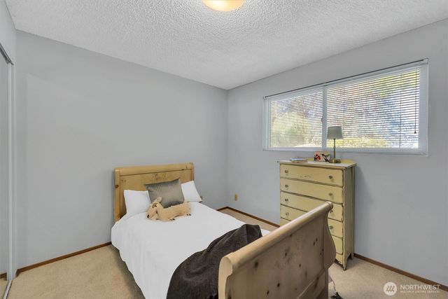 13320 211th Place NE, Woodinville, WA 98077