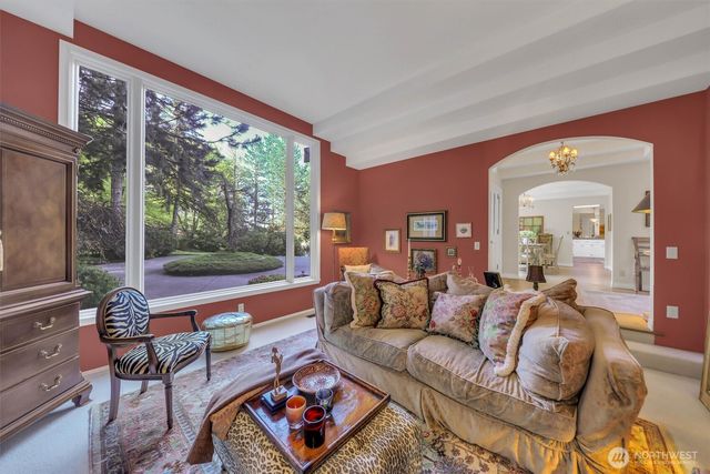 13320 211th Place NE, Woodinville, WA 98077