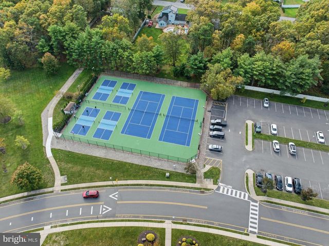 7 RIVER BEND CT, Barnegat, NJ 08005