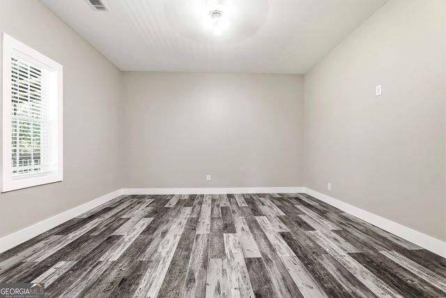 1966 Owens Road, Woodbury, GA 30293