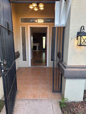 982 Cedarwood Street, Hanford, CA 93230