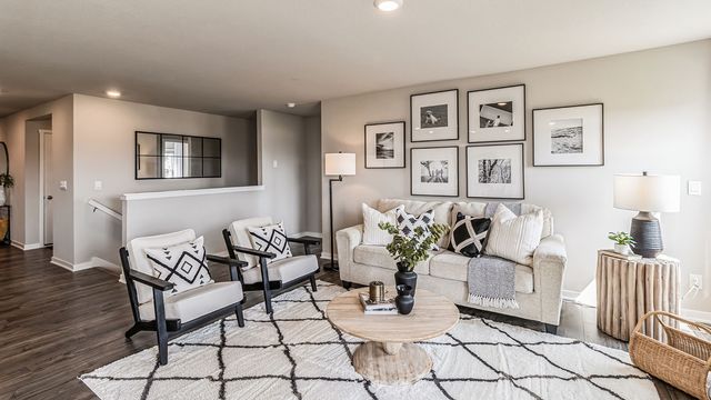 701 E Saber Place, Indianola, IA 50125