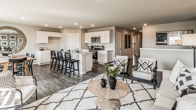 701 E Saber Place, Indianola, IA 50125