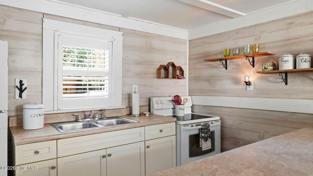 745 N May Street, Southern Pines, NC 28387