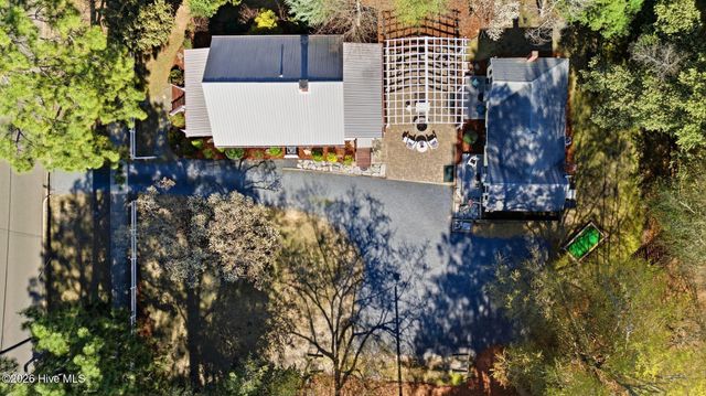 745 N May Street, Southern Pines, NC 28387