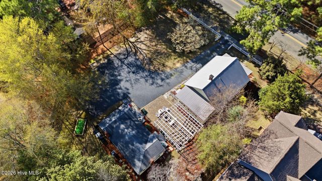 745 N May Street, Southern Pines, NC 28387