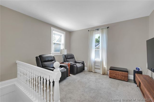 208 E Park Place, Jeffersonville, IN 47130