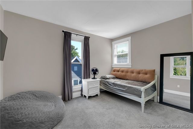 208 E Park Place, Jeffersonville, IN 47130