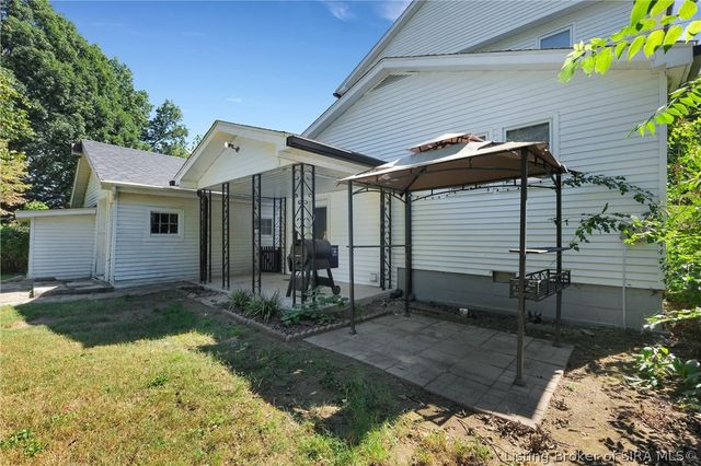 208 E Park Place, Jeffersonville, IN 47130