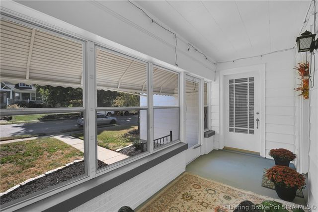 208 E Park Place, Jeffersonville, IN 47130