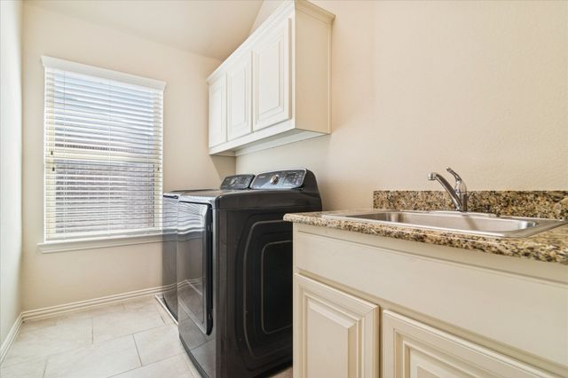 279 Moorland Drive, Richardson, TX 75080