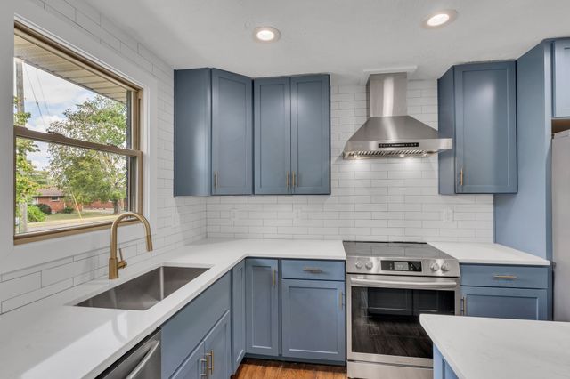 528 Achievement Dr, Nashville, TN 37209