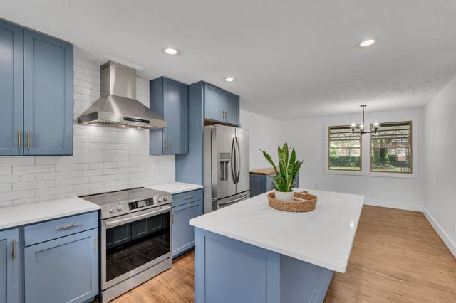 528 Achievement Dr, Nashville, TN 37209