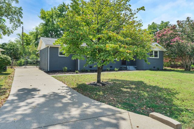 528 Achievement Dr, Nashville, TN 37209