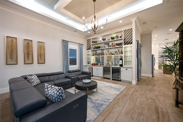 664 REGATTA WAY, Bradenton, FL 34208