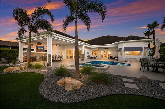 664 REGATTA WAY, Bradenton, FL 34208