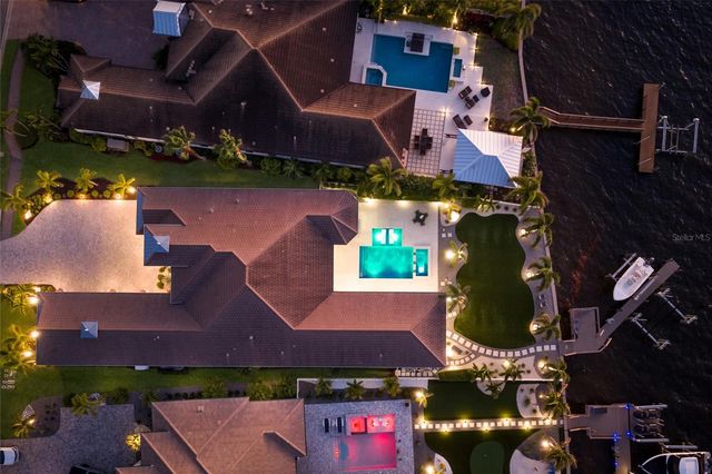 664 REGATTA WAY, Bradenton, FL 34208