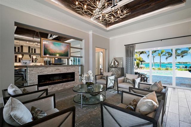 664 REGATTA WAY, Bradenton, FL 34208