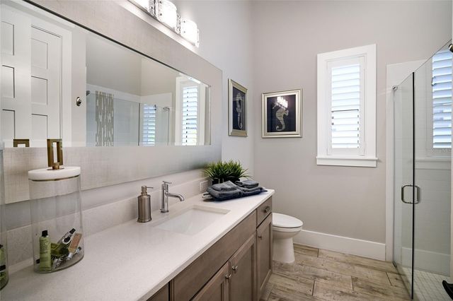 664 REGATTA WAY, Bradenton, FL 34208