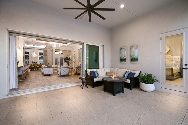 664 REGATTA WAY, Bradenton, FL 34208