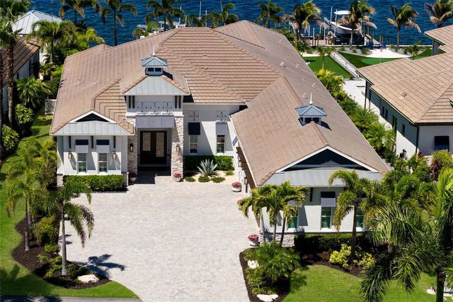 664 REGATTA WAY, Bradenton, FL 34208