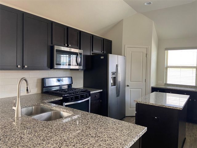 2725 Hopi PATH, Leander, TX 78641