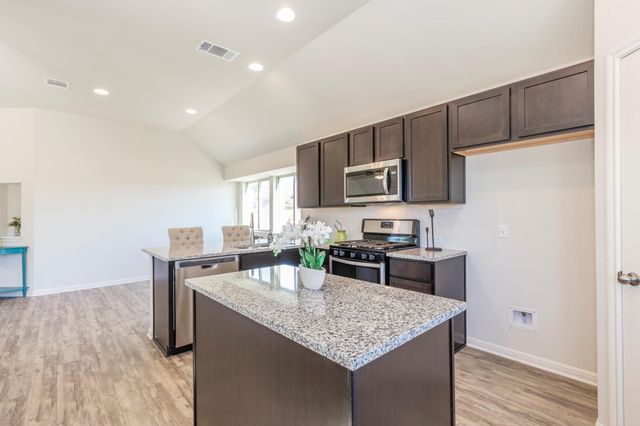 2725 Hopi PATH, Leander, TX 78641