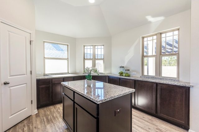 2725 Hopi PATH, Leander, TX 78641
