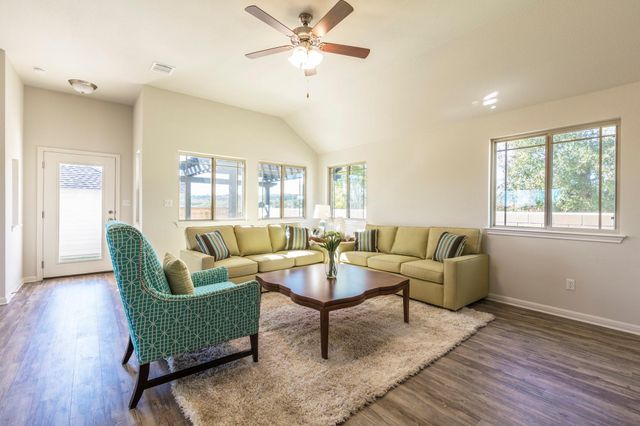 2725 Hopi PATH, Leander, TX 78641