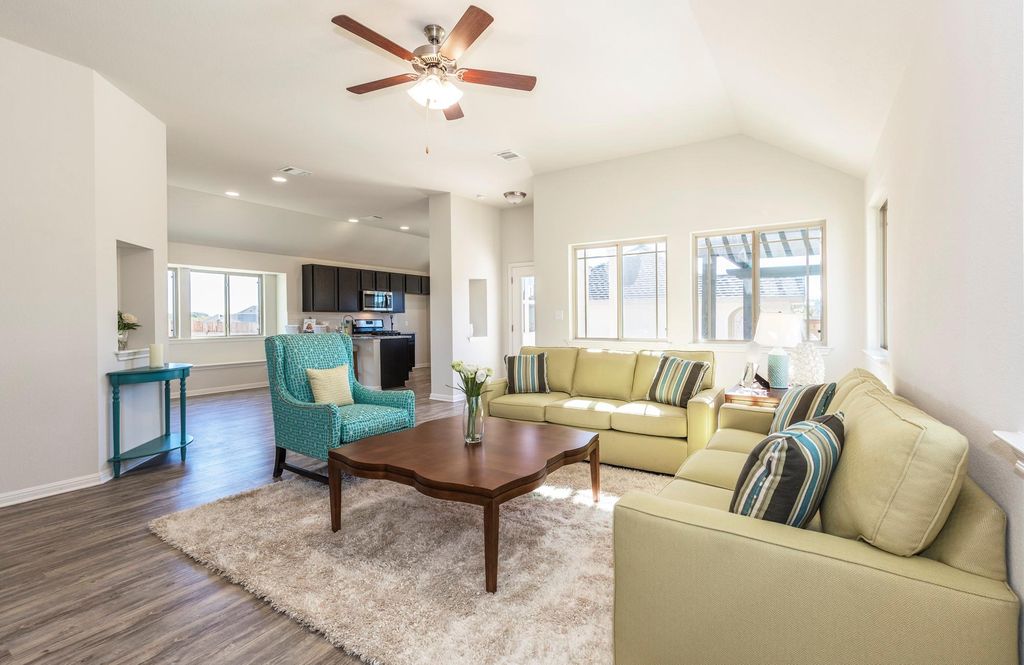 2725 Hopi PATH, Leander, TX 78641