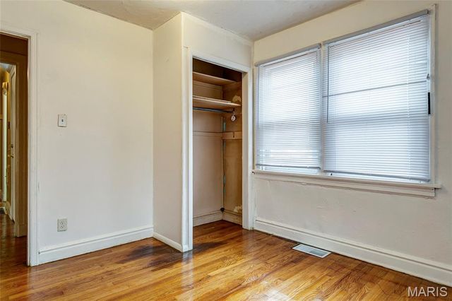 7039 Plymouth Avenue, University City, MO 63130