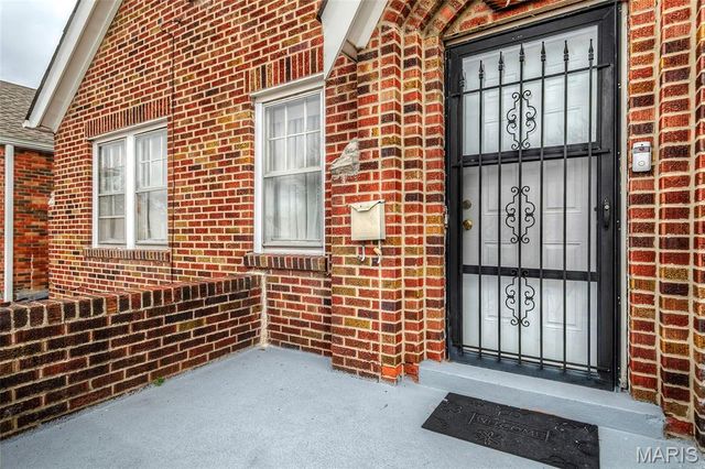 7039 Plymouth Avenue, University City, MO 63130