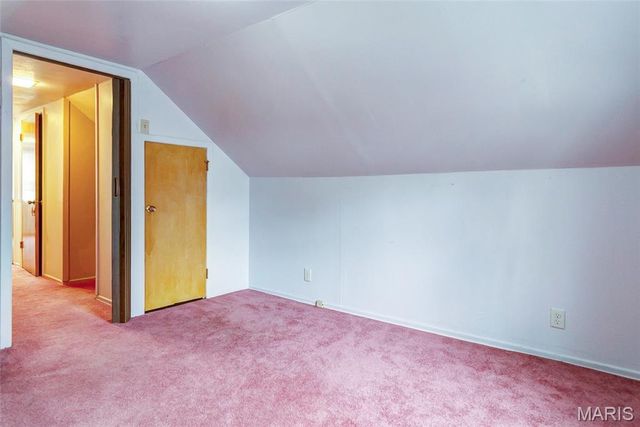 7039 Plymouth Avenue, University City, MO 63130